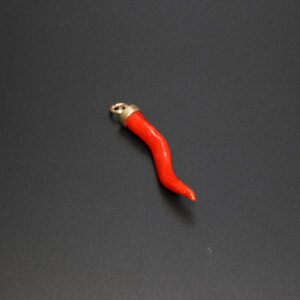 charm-corno-in-corallo-rosso-e-argento